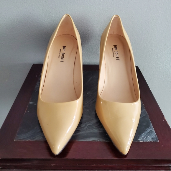 Jon Josef Paris Light Nude Patent Leather Pointy Toe Heels Pump Women's Size 11M - Picture 2 of 11